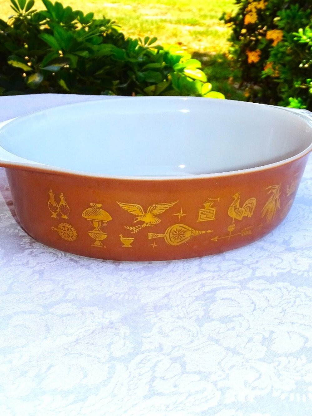 Vintage Pyrex Early American 2 1/2 Qt Roasting Dish